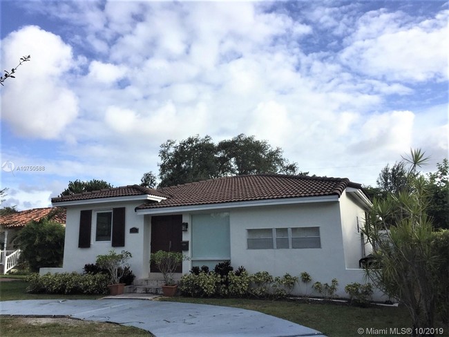 Avenue Penthouse Auctioner - Image 9